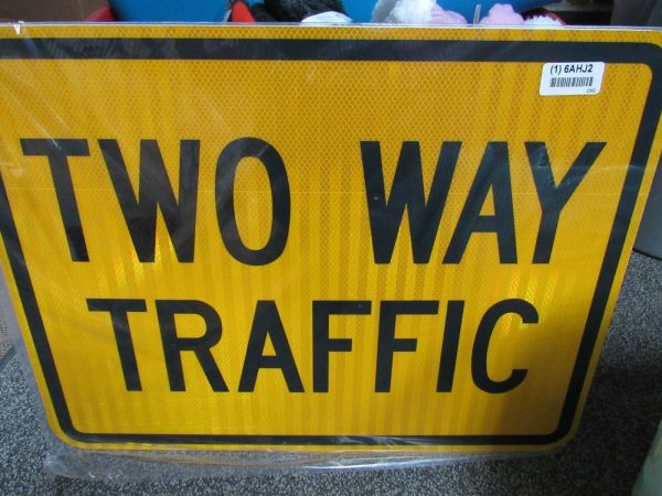 ZING 2392, Traffic Sign, Two Way Traffic ,18 X 24, BK YEL, 6AHJ2, (184180410928-NB10) Supply