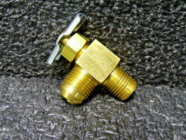 Eaton, 3 8 x 1 4  Pipe, Brass, Flare Angled Instrumentation Needle Valve (184122440840-WTA06) For Sale